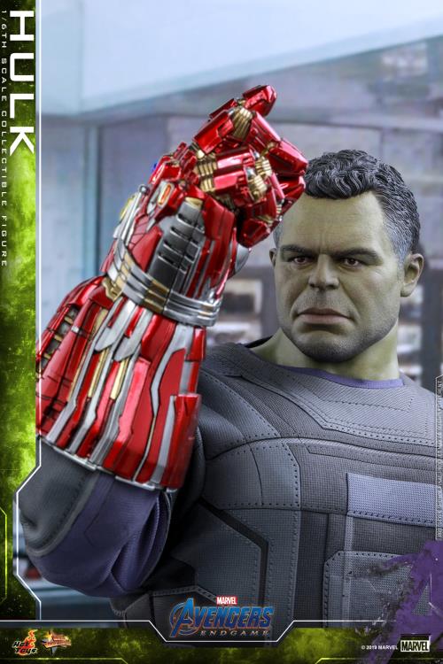 Avengers: Endgame MMS558 Hulk 1/6th Scale Collectible Figure Gallery Image 6