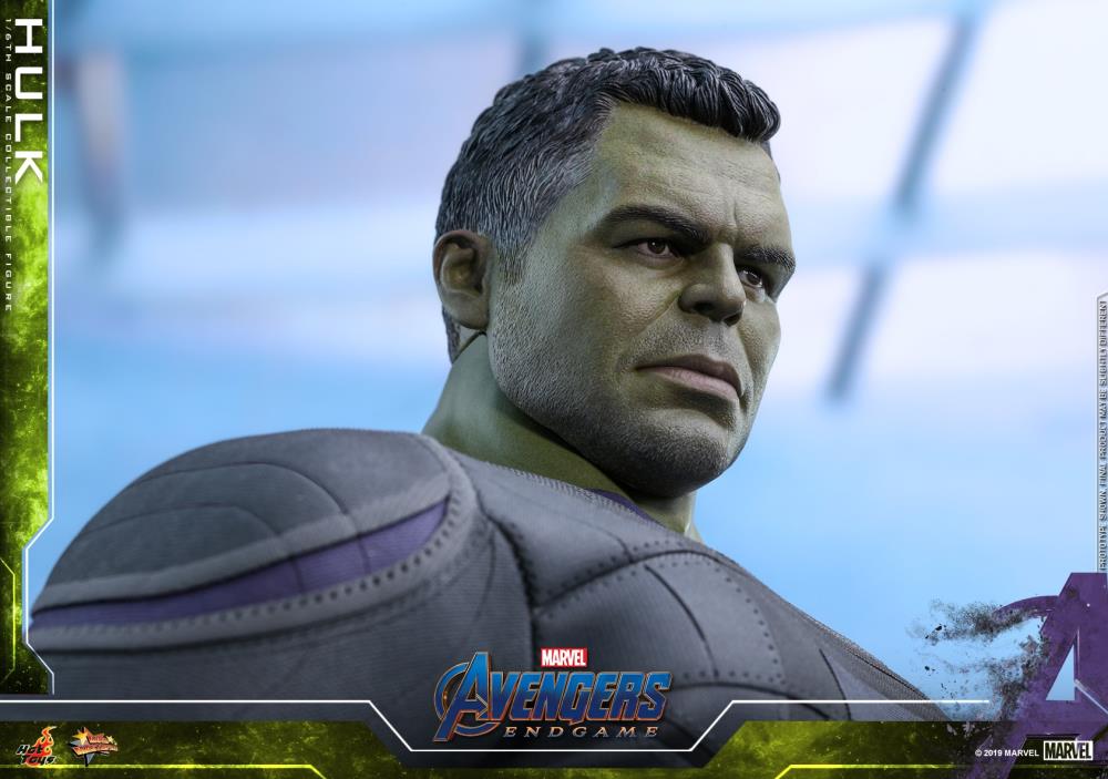 Avengers: Endgame MMS558 Hulk 1/6th Scale Collectible Figure Gallery Image 8