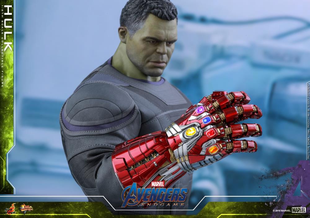 Avengers: Endgame MMS558 Hulk 1/6th Scale Collectible Figure Gallery Image 10