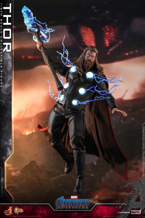 Avengers: Endgame MMS557 Thor 1/6th Scale Collectible Figure Gallery Image 5