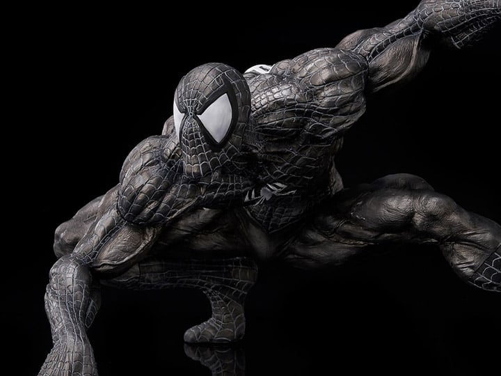 Marvel Sofbinal Spider-Man (Black Suit Ver.) Gallery Image 1