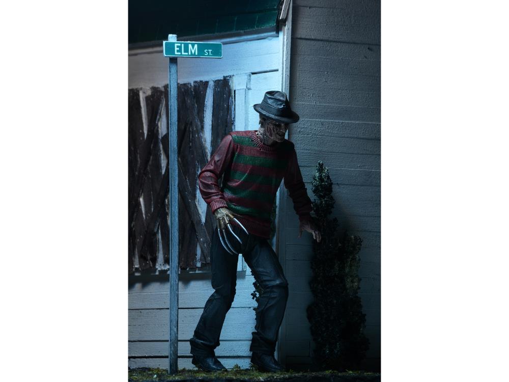 A Nightmare On Elm Street Ultimate Freddy Krueger Figure Gallery Image 5