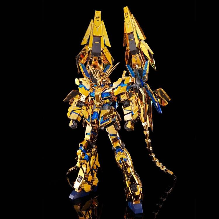 Mobile Suit Gundam Narrative RG Unicorn Gundam 03 Phenex (Narrative Ver.) 1/144 Scale Exclusive Model Kit Gallery Image 3