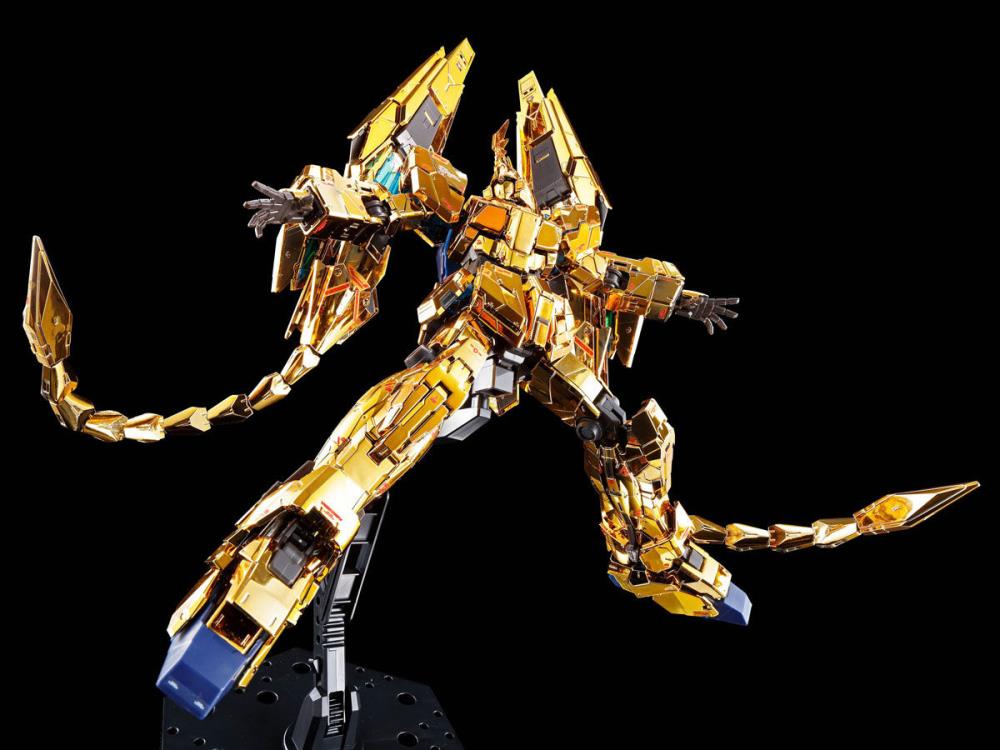 Mobile Suit Gundam Narrative RG Unicorn Gundam 03 Phenex (Narrative Ver.) 1/144 Scale Exclusive Model Kit Gallery Image 6
