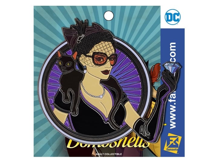 DC Comics Bombshells Catwoman Pin Gallery Image 1