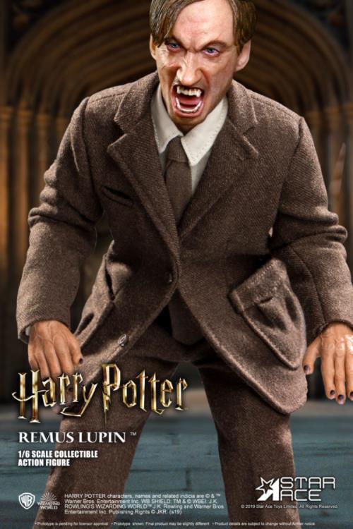 Harry Potter and the Prisoner of Azkaban Remus Lupin (Deluxe) 1/6 Scale Figure Gallery Image 7