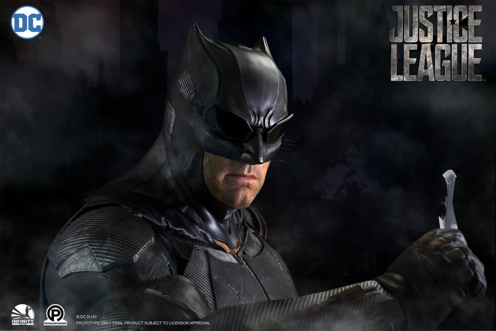 Justice League Batman Limited Edition Bust Gallery Image 5
