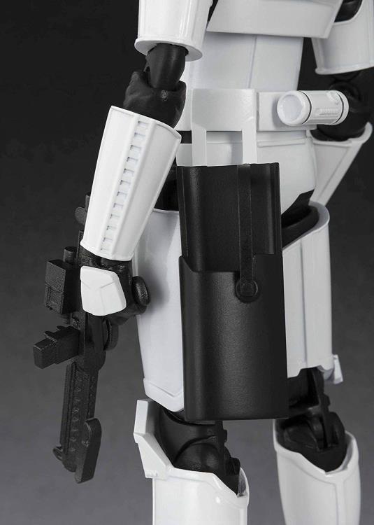 Star Wars S.H.Figuarts Stormtrooper (A New Hope) Action Figure Gallery Image 8