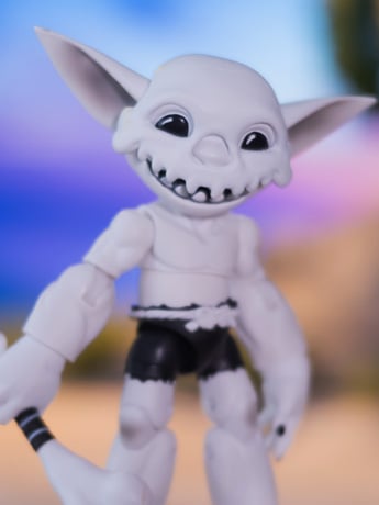 Plunderlings Feral Zombone Gallery Image 2