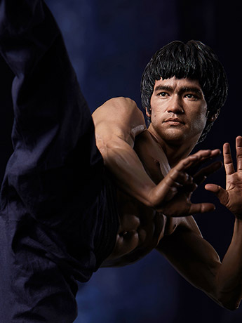 Bruce Lee Tribute Statue Gallery Image 2