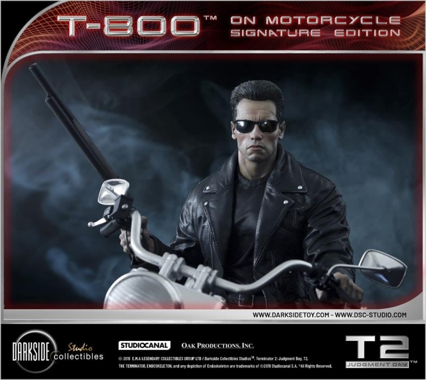 Terminator 2 T-800 on Motorcycle 1/4 Scale Limited Signature Edition Statue Gallery Image 9