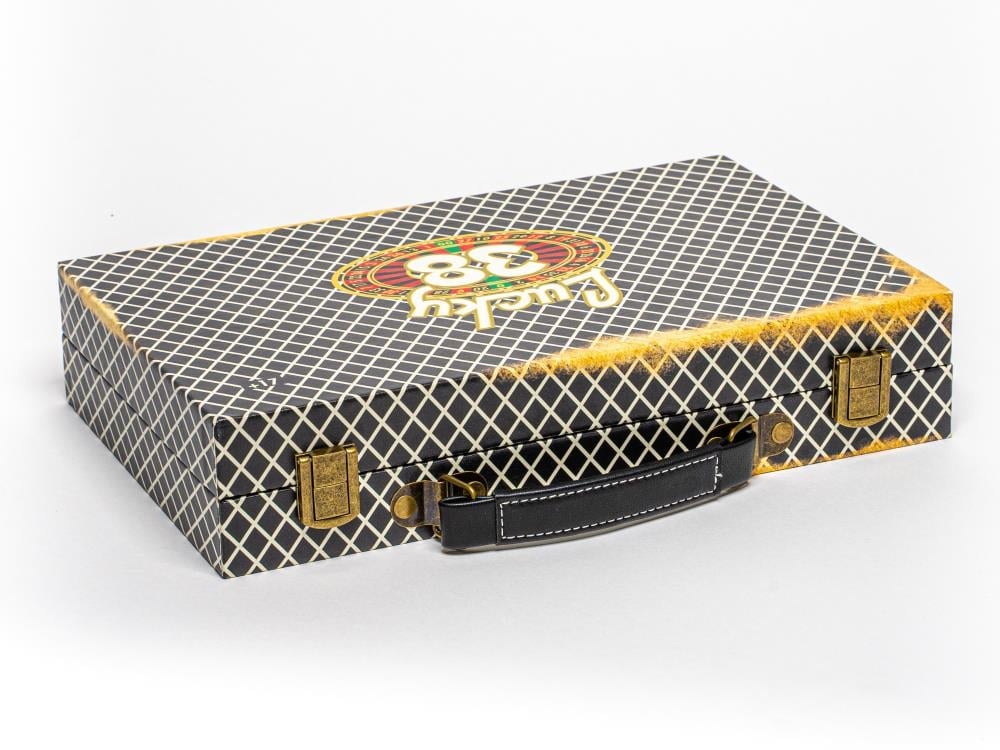 Fallout Lucky 38 Poker Set Gallery Image 11