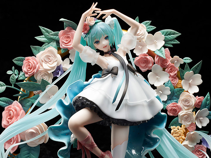Vocaloid F:Nex Hatsune Miku (Miku With You 2019 Ver.) 1/7 Scale Figure Gallery Image 1