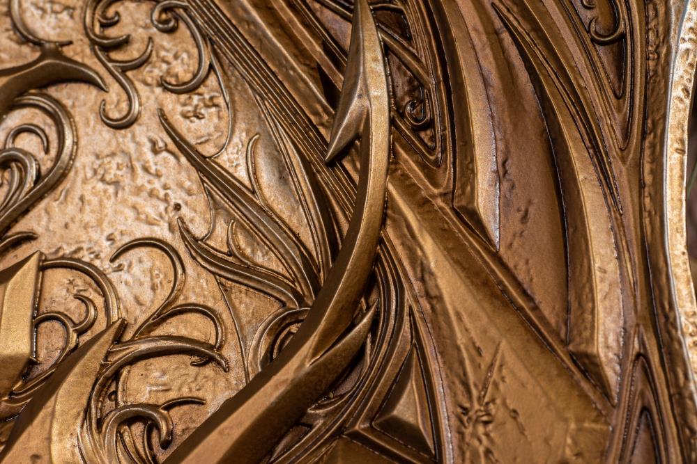 The Elder Scrolls Online Dragonguard Shield Limited Edition Replica Gallery Image 5