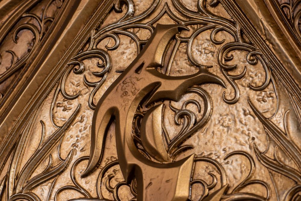 The Elder Scrolls Online Dragonguard Shield Limited Edition Replica Gallery Image 8