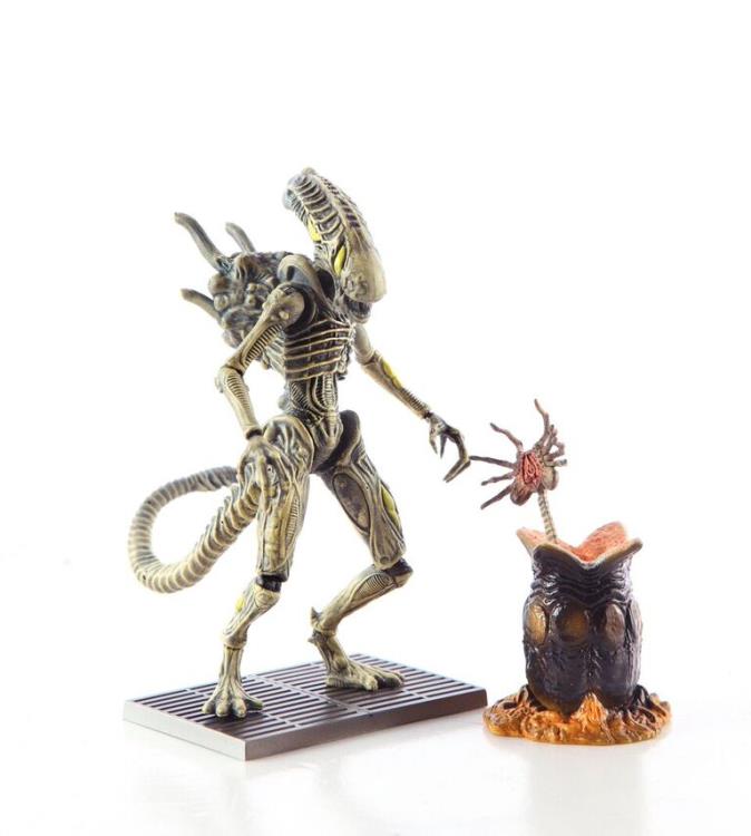 Aliens: Colonial Marines Alien Boiler 1:18 Scale Action Figure Gallery Image 6
