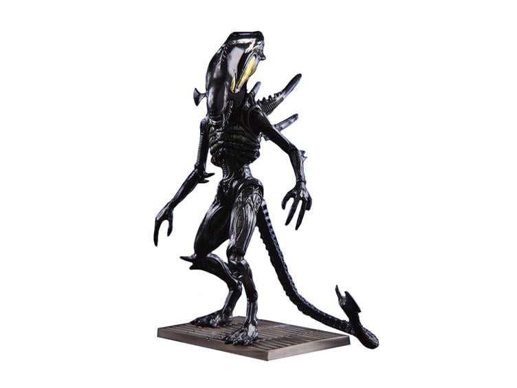 Aliens: Colonial Marines Alien Spitter 1:18 Scale Action Figure