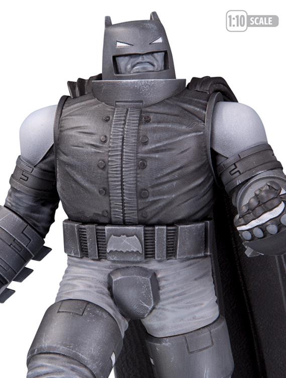Batman Black and White Armored Batman Limited Edition Statue (Frank Miller) Gallery Image 5
