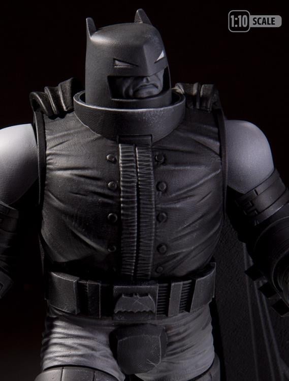 Batman Black and White Armored Batman Limited Edition Statue (Frank Miller) Gallery Image 8