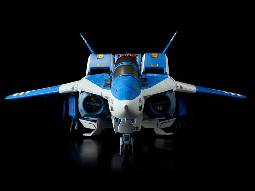 Genesis Climber Mospeada RIOBOT AFC-01H Legioss (Type ETA) 1/48 Scale Figure Gallery Image 13