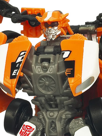 Transformers: Dark of the Moon MechTech Deluxe Track Battle Roadbuster Exclusive Gallery Image 2