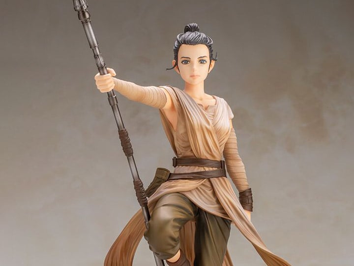Star Wars ArtFX Artist Series Rey (Descendant of Light) Statue Gallery Image 1