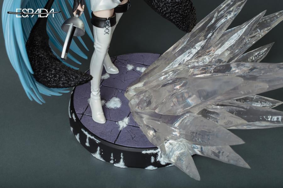 Akame ga Kill! Esdeath 1/6 Scale Limited Edition Statue Gallery Image 7