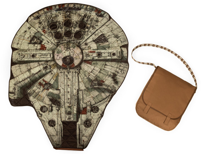 Star Wars Millennium Falcon Blanket in a Bag Gallery Image 1