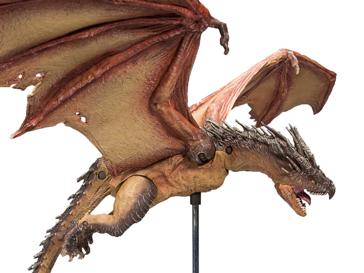 Harry Potter and the Goblet of Fire Hungarian Horntail Deluxe Figure Gallery Image 1