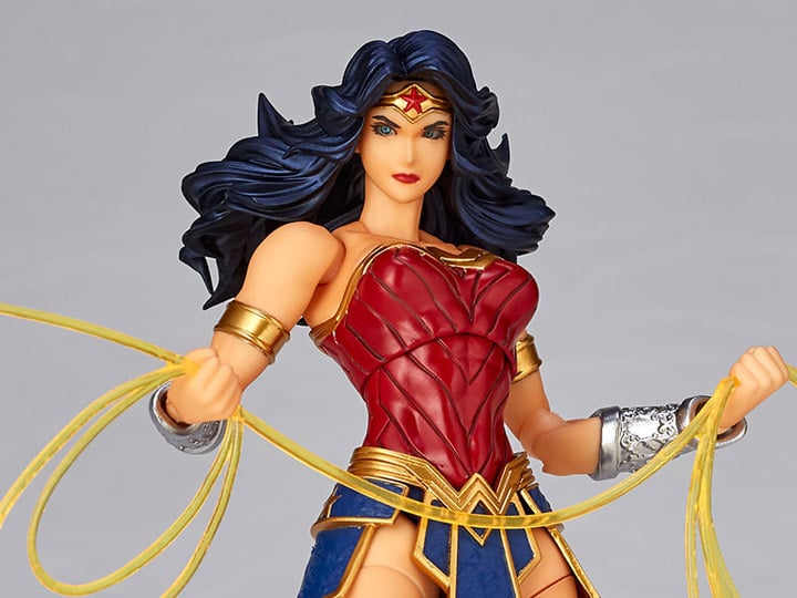 DC Comics Amazing Yamaguchi Revoltech No.017 Wonder Woman Action Figure Gallery Image 1