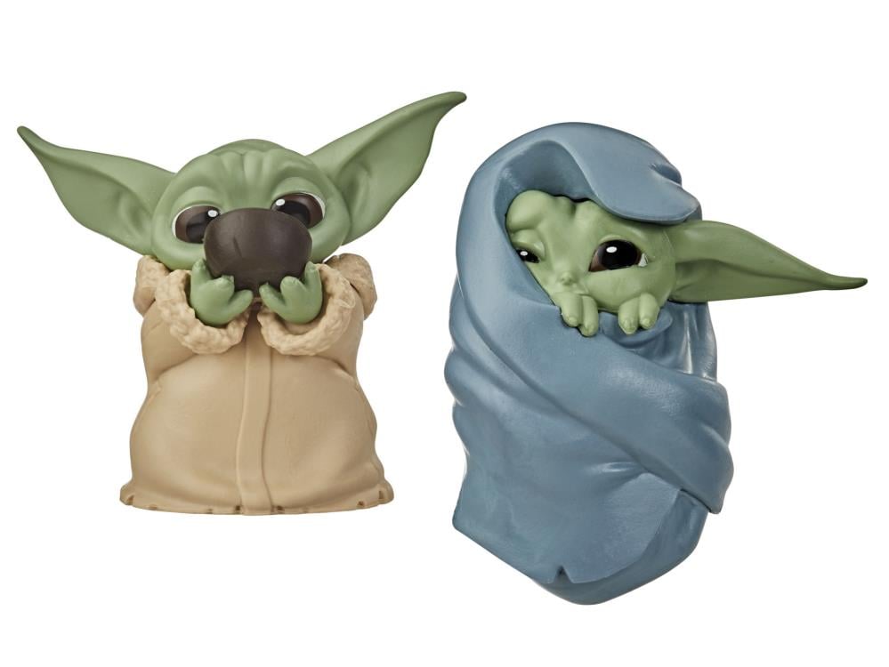 The Mandalorian The Bounty Collection The Child Soup Sipping & Blanket Wrapped Two-Pack Gallery Image 1