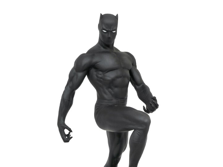 Marvel Premier Collection Black Panther Limited Edition Statue Gallery Image 1