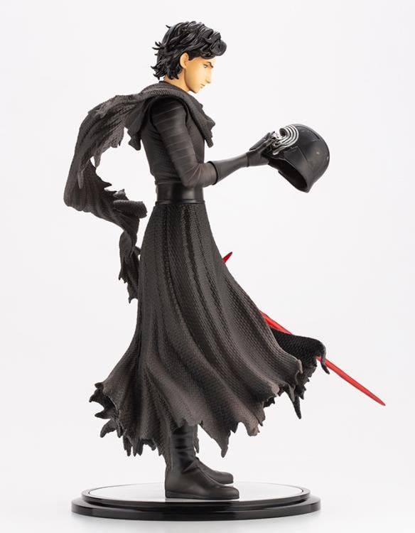 Star Wars ArtFX Kylo Ren (Cloaked in Shadows) Statue Gallery Image 7