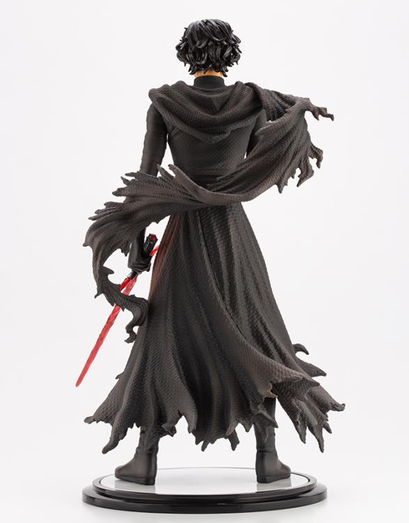 Star Wars ArtFX Kylo Ren (Cloaked in Shadows) Statue Gallery Image 5