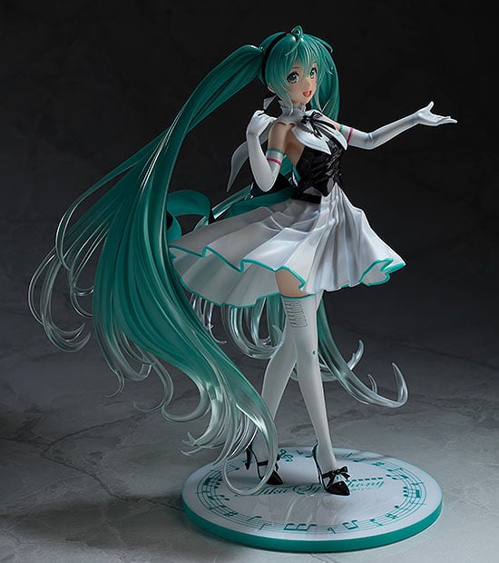 Vocaloid Hatsune Miku (Symphony 2019 Ver.) 1/8 Scale Figure
