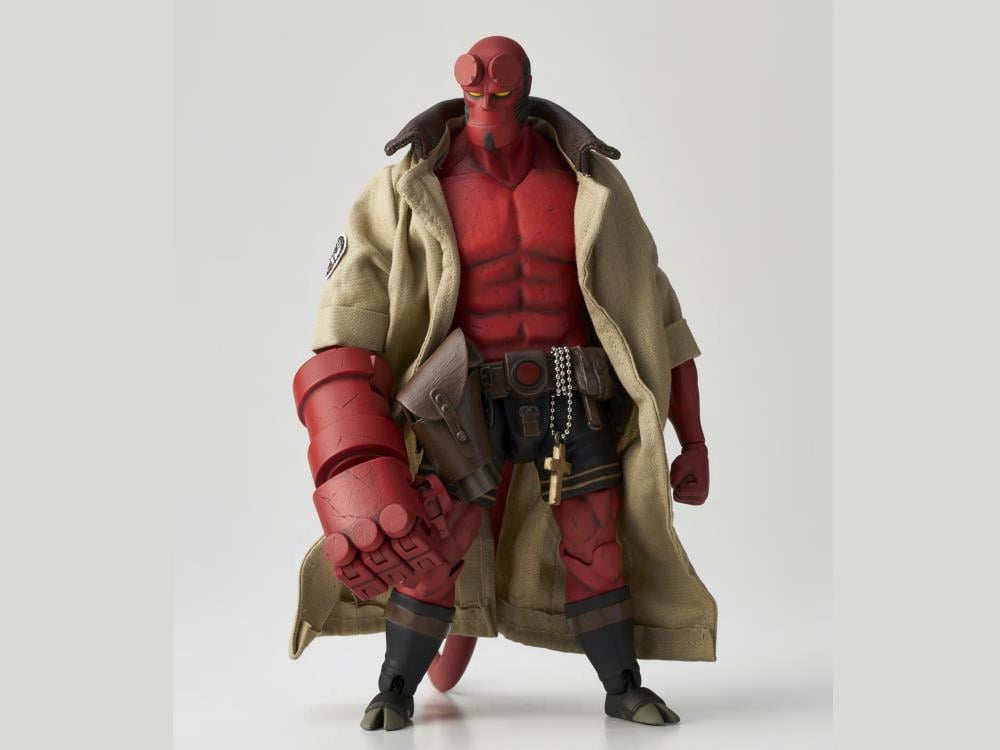 Hellboy 1/12 Scale Action Figure With PX Previews Exclusive BPRD Shirt Gallery Image 10