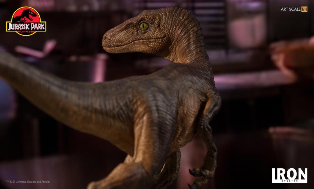 Jurassic Park Velociraptor 1/10 Art Scale Limited Edition Statue Gallery Image 7