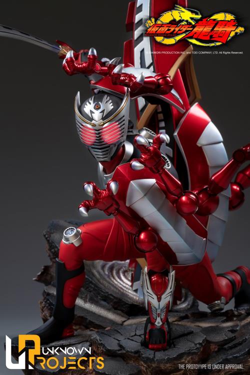 Kamen Rider Ryuki 1/5 Scale Limited Edition Statue Gallery Image 13