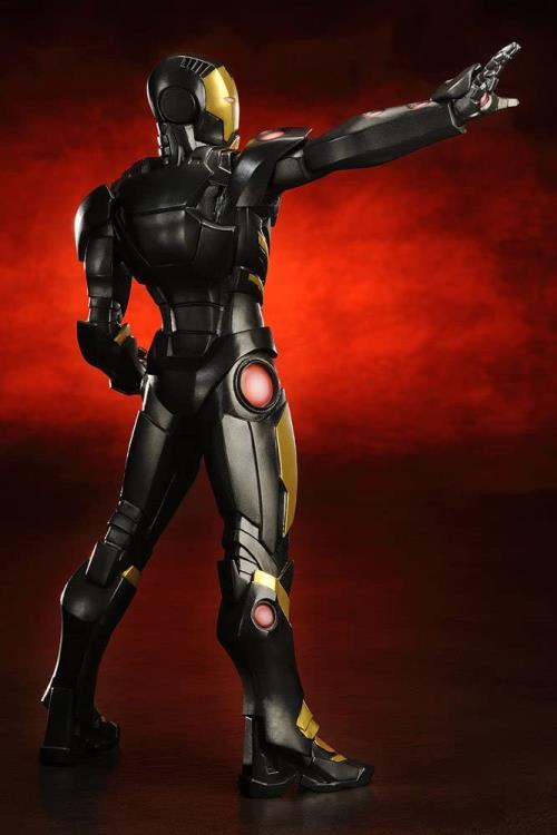 Avengers Marvel Now ArtFX+ Iron Man Statue (Black & Gold Variant) Gallery Image 4