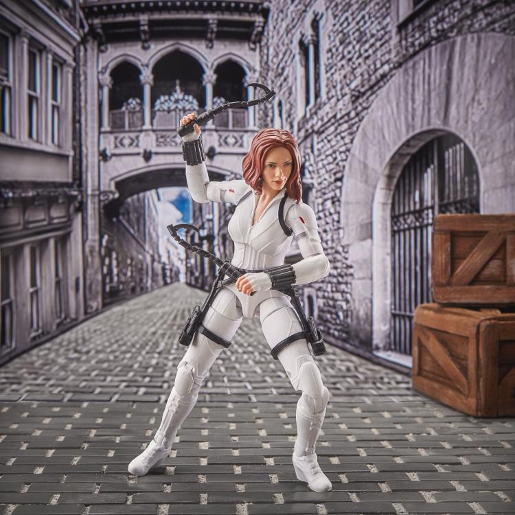 Black Widow Marvel Legends Deluxe Black Widow Action Figure Gallery Image 9