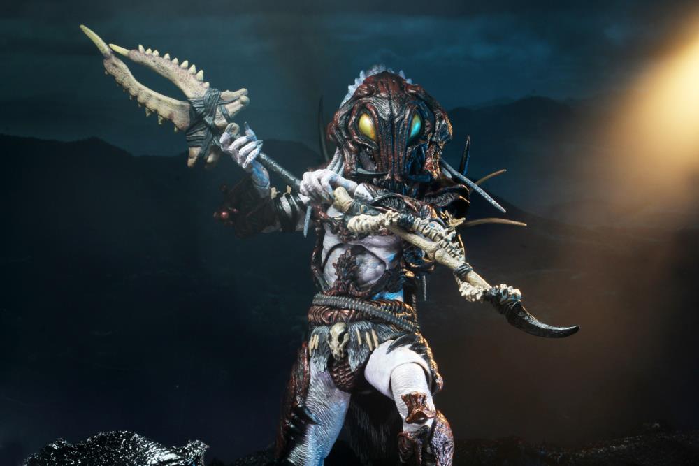 Predator Ultimate Alpha Predator 100th Edition Figure (With Bonus DLC)