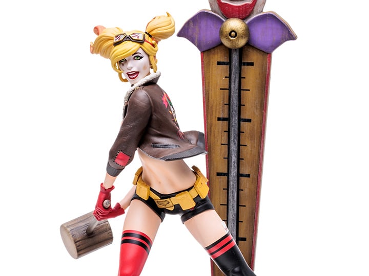 DC Bombshells Harley Quinn (Version 2) Deluxe Limited Edition Statue Gallery Image 1