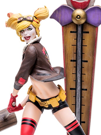 DC Bombshells Harley Quinn (Version 2) Deluxe Limited Edition Statue Gallery Image 2
