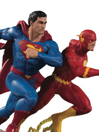 DC Gallery Superman Vs. The Flash Racing Limited Edition Statue (2nd ...