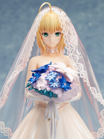 Fate/stay night Saber 10th Anniversary (Royal Dress Ver.) 1/7 Scale Figure Gallery Image 2