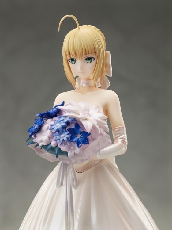 Fate/stay night Saber 10th Anniversary (Royal Dress Ver.) 1/7 Scale Figure Gallery Image 8