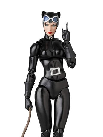 Batman: Hush MAFEX No.123 Catwoman Action Figure Gallery Image 2