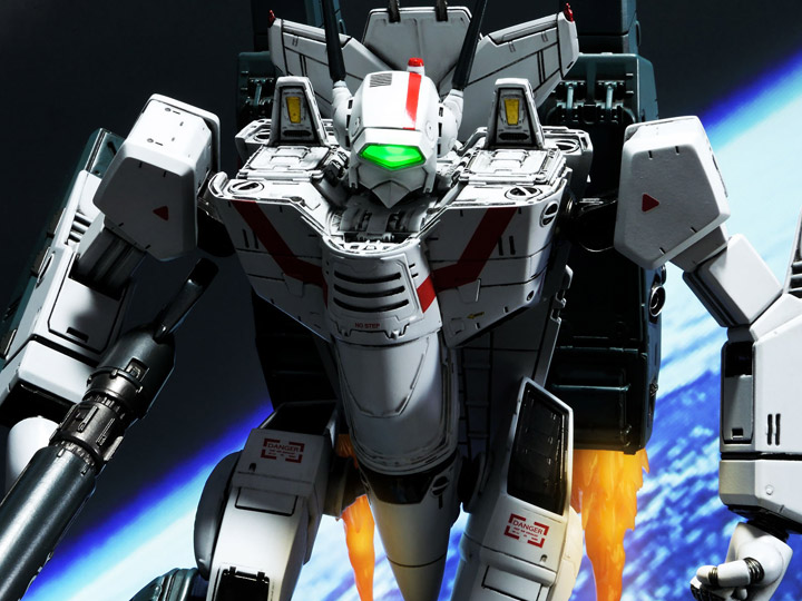 Robotech Premium Masterline VF-1J Officer's Veritech (Battloid Mode) Limited Edition Statue Gallery Image 1