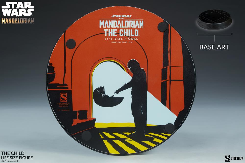 The Mandalorian The Child Life-Size Figure Gallery Image 20