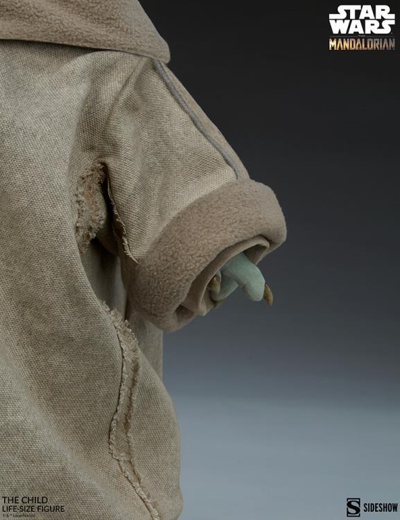 The Mandalorian The Child Life-Size Figure Gallery Image 16